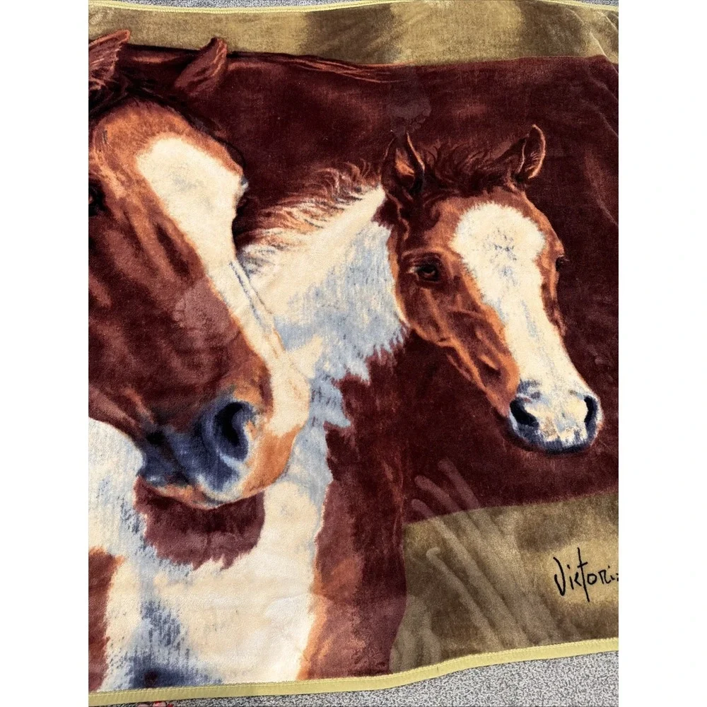 Victoria Wilson Schultz Mother And Foal Equestrian Horse Soft Throw Blanket HTF